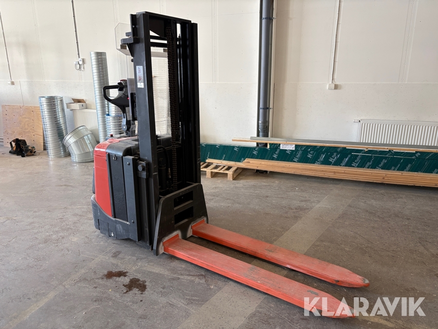 Ståstaplare BT SPE160L