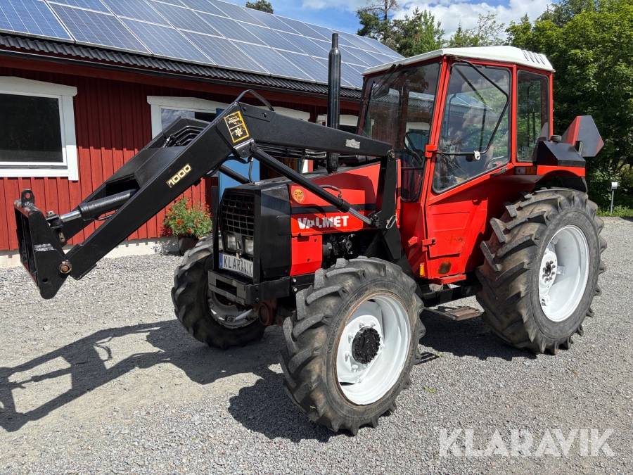 Traktor Valmet 604 med lastare