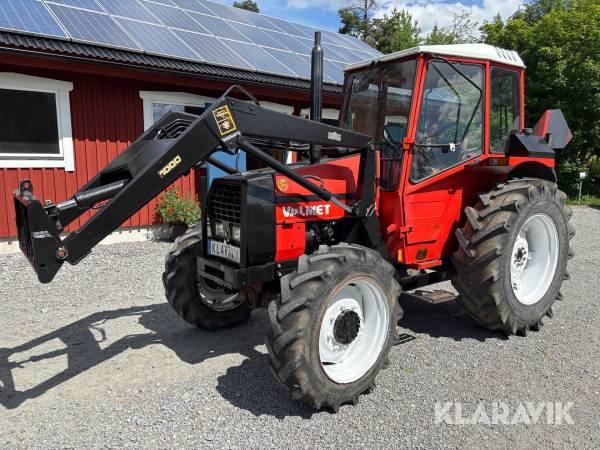Traktor Valmet 604 med lastare