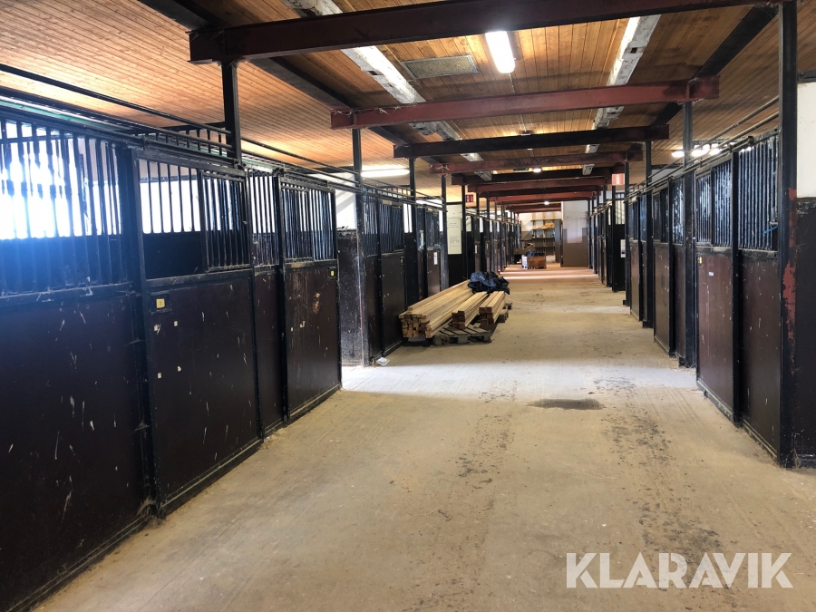 Stallinredning 23st boxar 