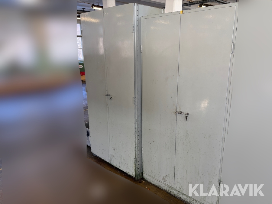 Plåtskåp 2st