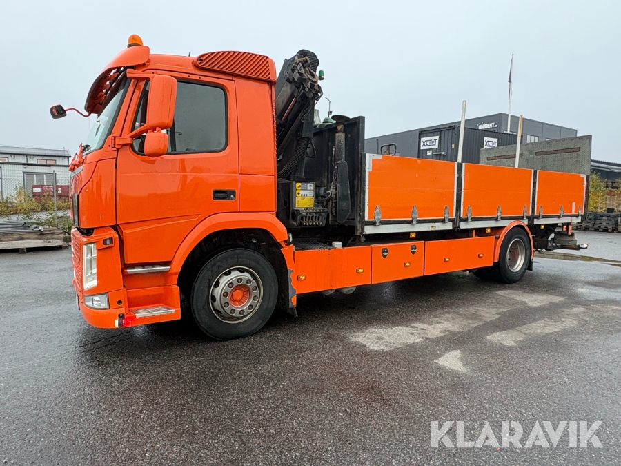 Kranbil Volvo FM 4*2 med bakgavellyft