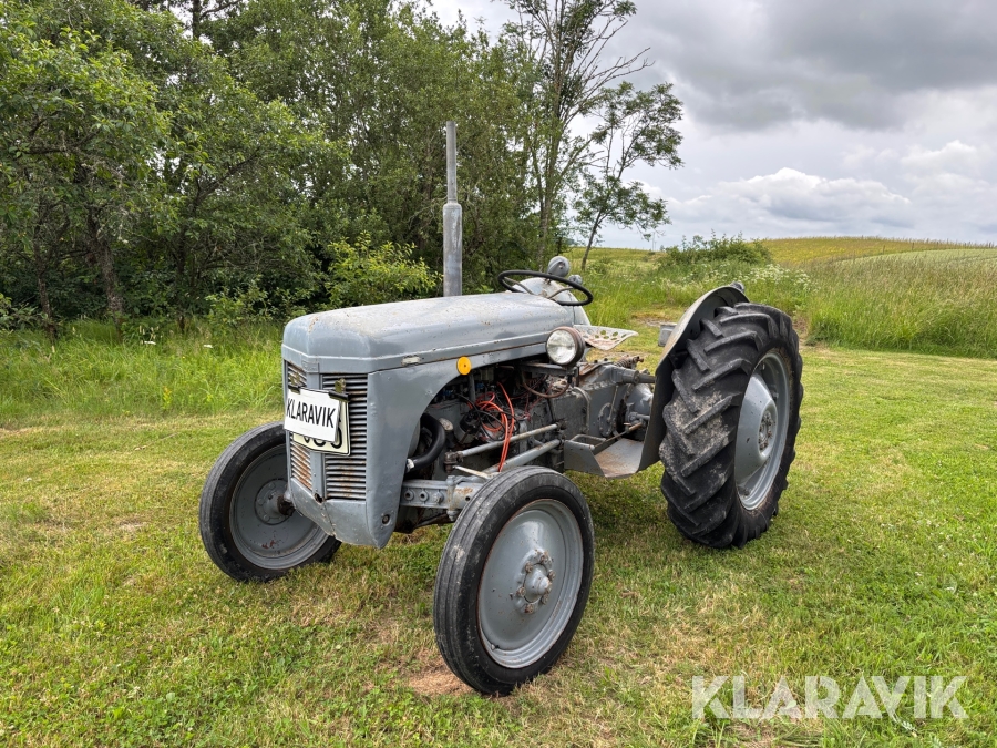 Veterantraktor Ferguson TE20 (Continental) TE 46776