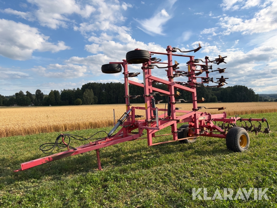 Kultivator Väderstad Cultus 20 med 5,1 m arbetsbredd