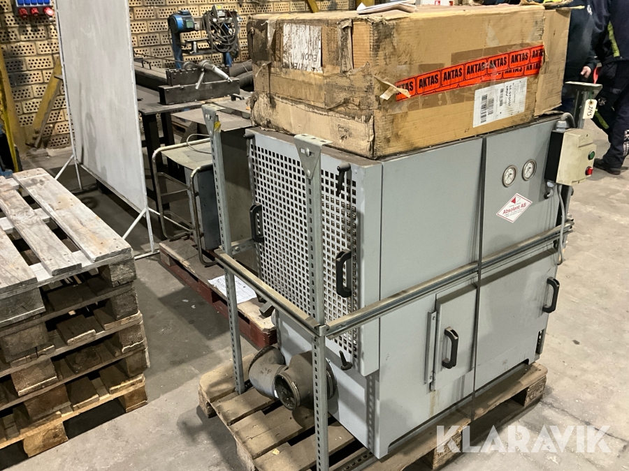 Maskinutsug för bearbetningsmaskin Absolent