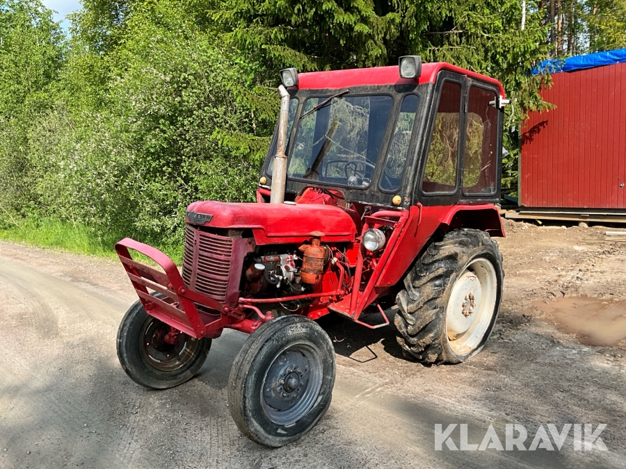 Traktor Farmall International Dgd4