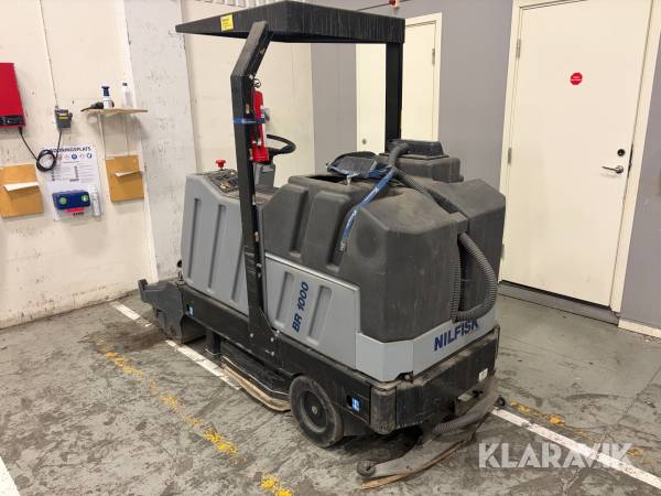 Åkbar skurmaskin Nilfisk BR 1000