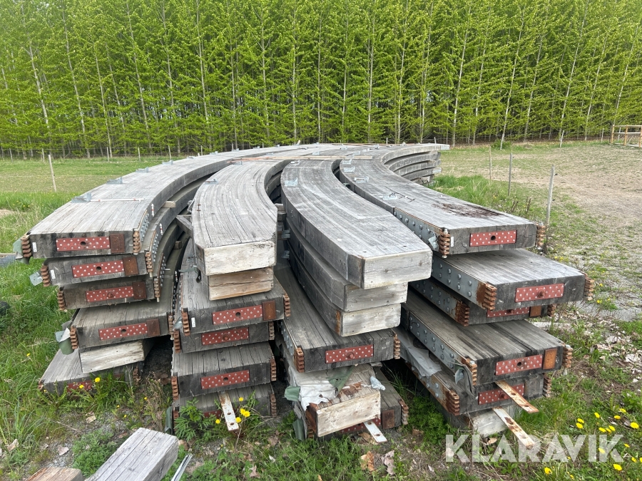 Limträ stomme 25x42x12 m ridhus Töreboda Limträ