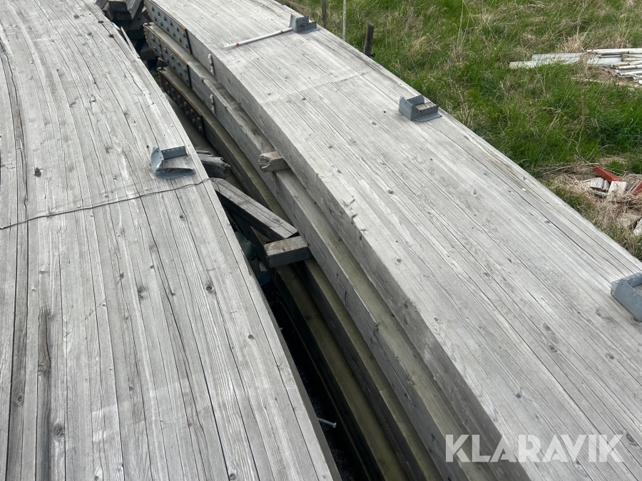 Limträ stomme 25x42x12 m ridhus Töreboda Limträ