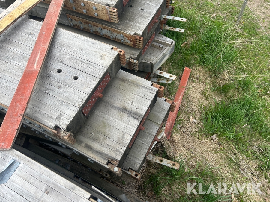 Limträ stomme 25x42x12 m ridhus Töreboda Limträ