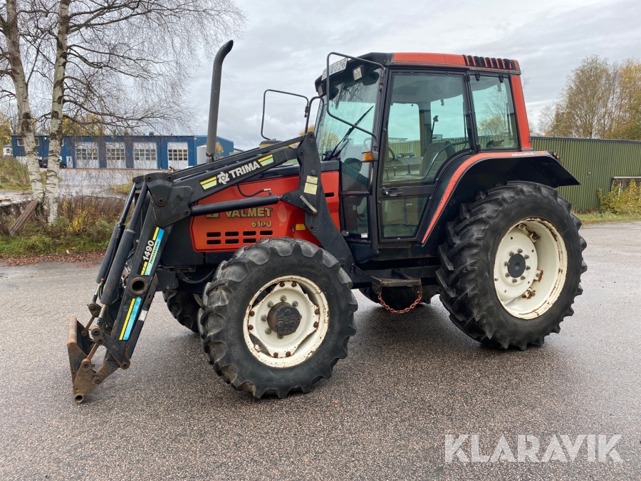 Traktor Valmet 6100 med lastare