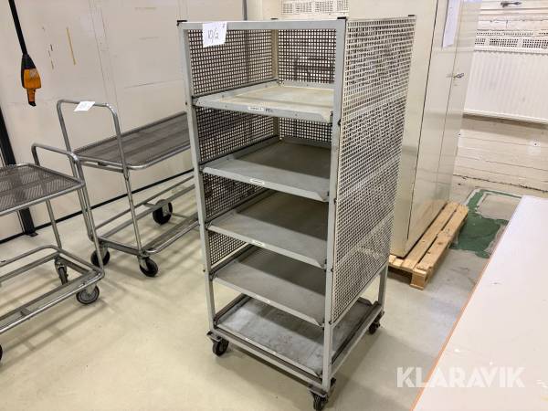 Hylla på hjul med utdragseneheter