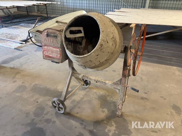 Betongblandare Atika