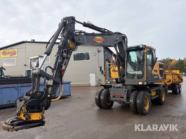 Hjulgrävare Volvo EW160 med vagn och redskap