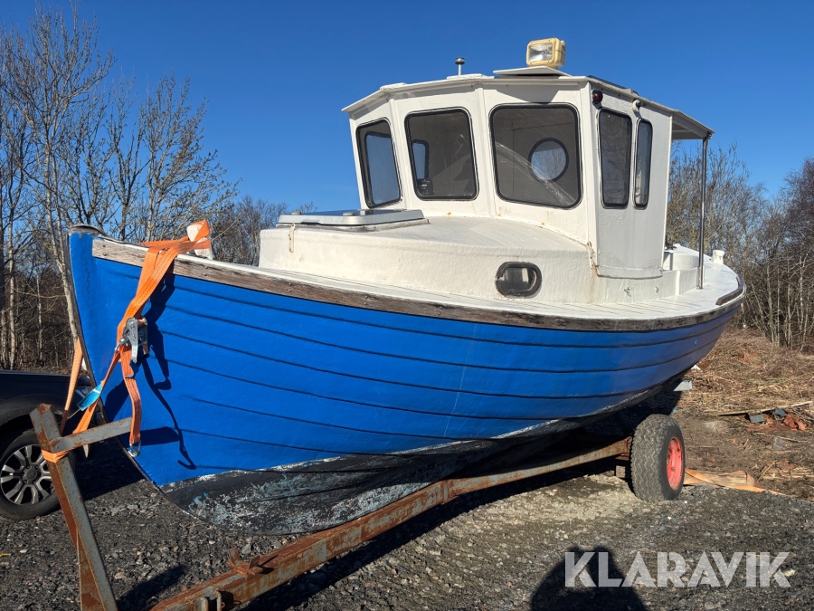 Hyttbåt med Volvo Penta MD2