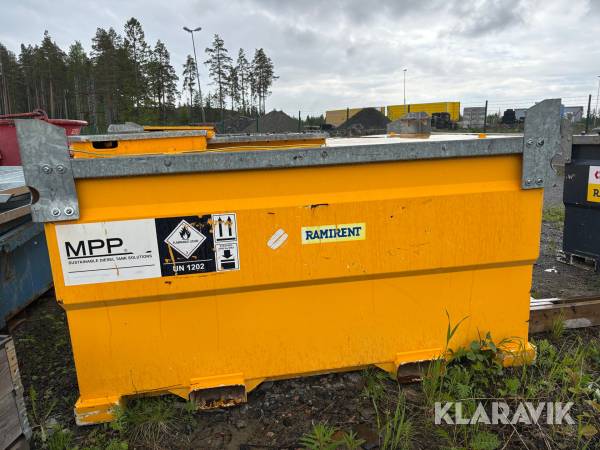 Bränsletank med ADR MPP 30TCGMILJÖLÅDA