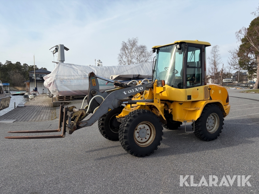 Hjullastare Volvo L30B med redskap