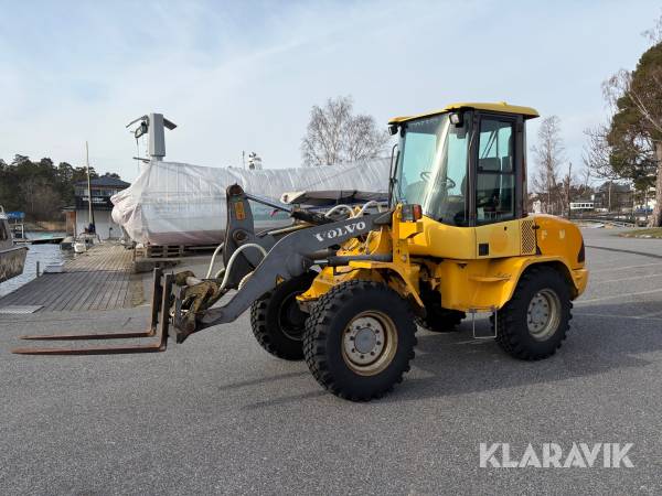 Hjullastare Volvo L30B med redskap