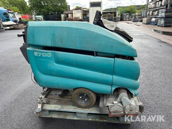 Skurmaskin Tennant 5700