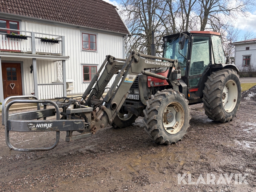 Traktor Valmet 665-4