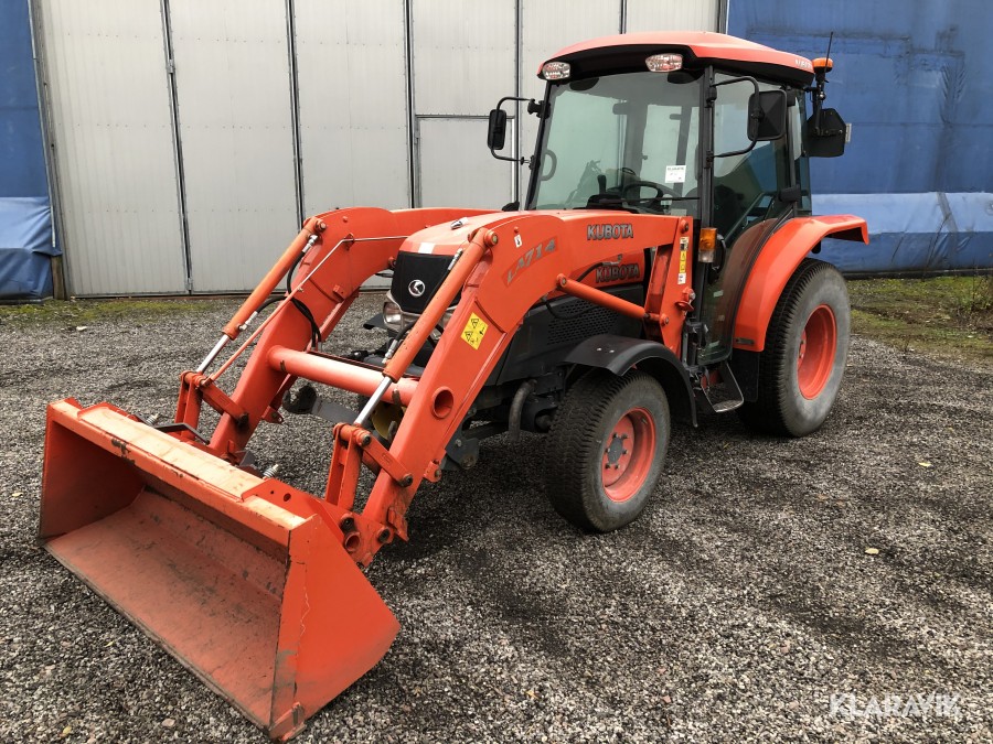 Kompakttraktor med lastare Kubota L4240