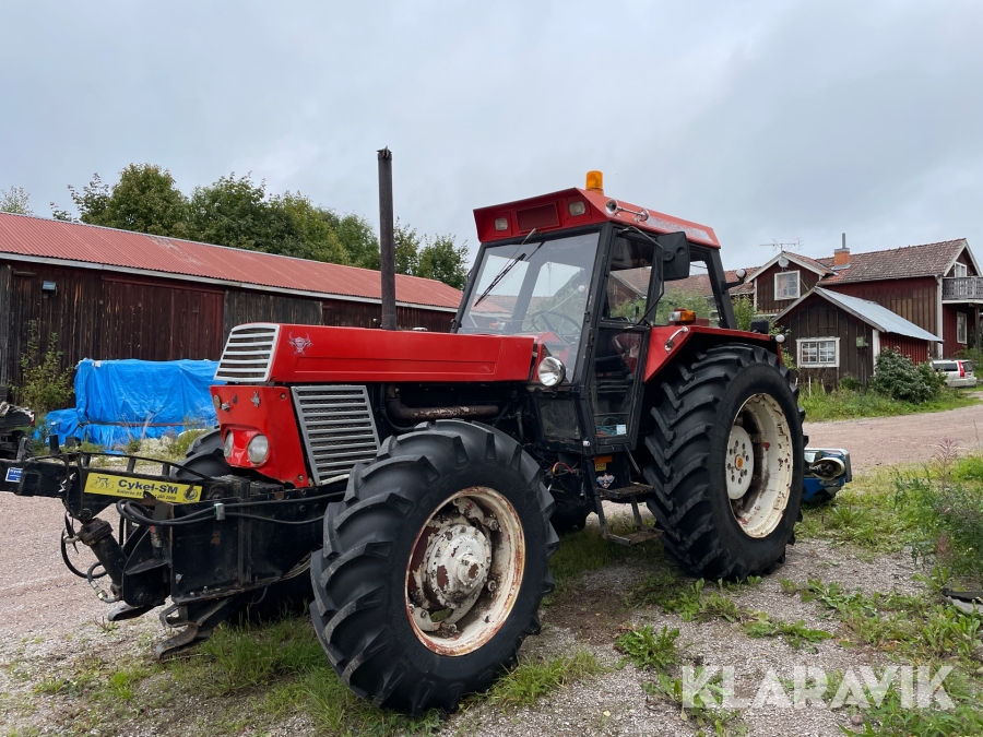 Traktor Zetor 12045