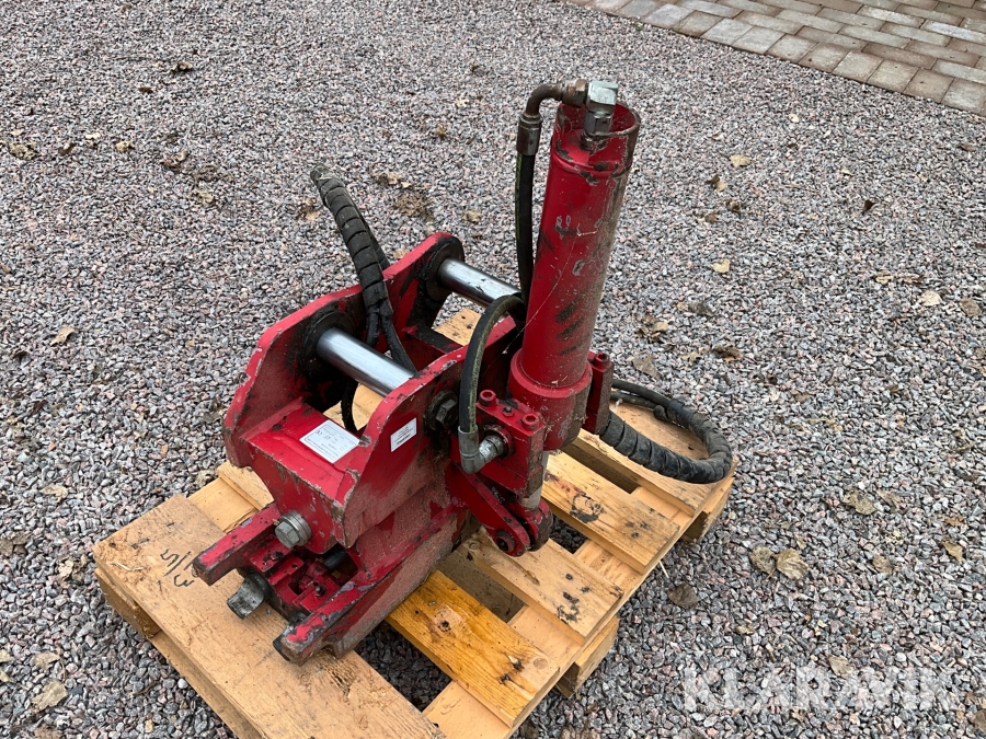 Hydrauliskt tilt mellan fäste direkt infäst CC220 RF
