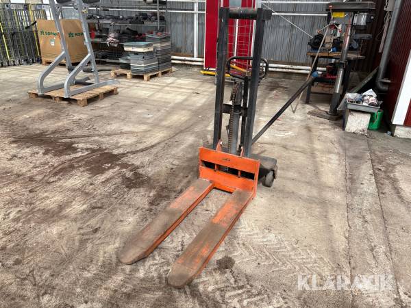 Palldragare Kentuck HL1000 1000kg  lyfthöjd 110 cm