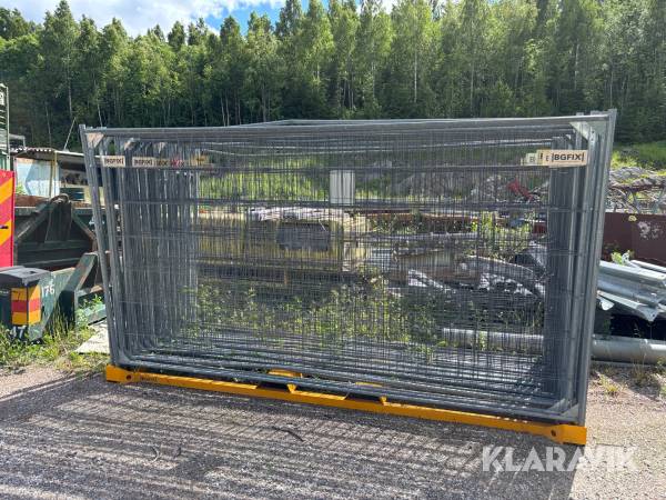 Byggstängsel BGFIX 105m med fötter & klämmor