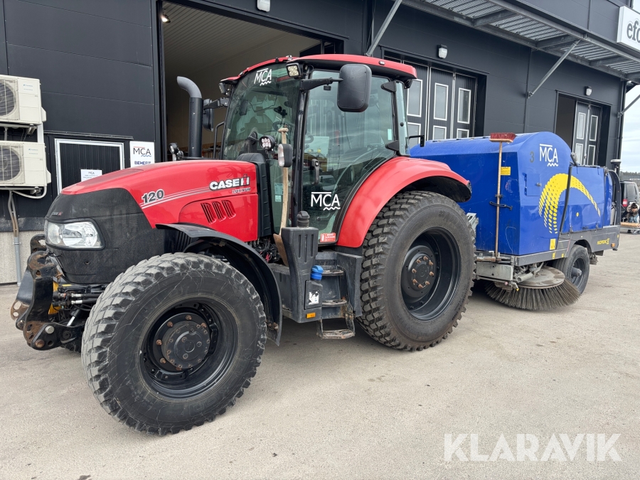 Traktor Case IH Luxxum 120 med brodd-son Nordic sopmaskin plog och sandspridare