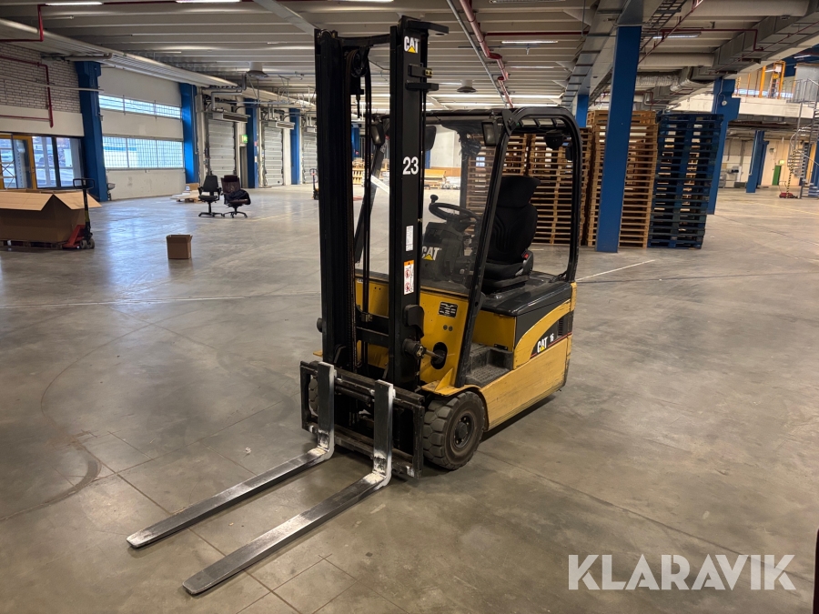 Motviktstruck CAT EP16NT