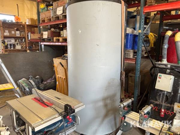 Varmvattenberedare Nibe EKS 750 737Liter