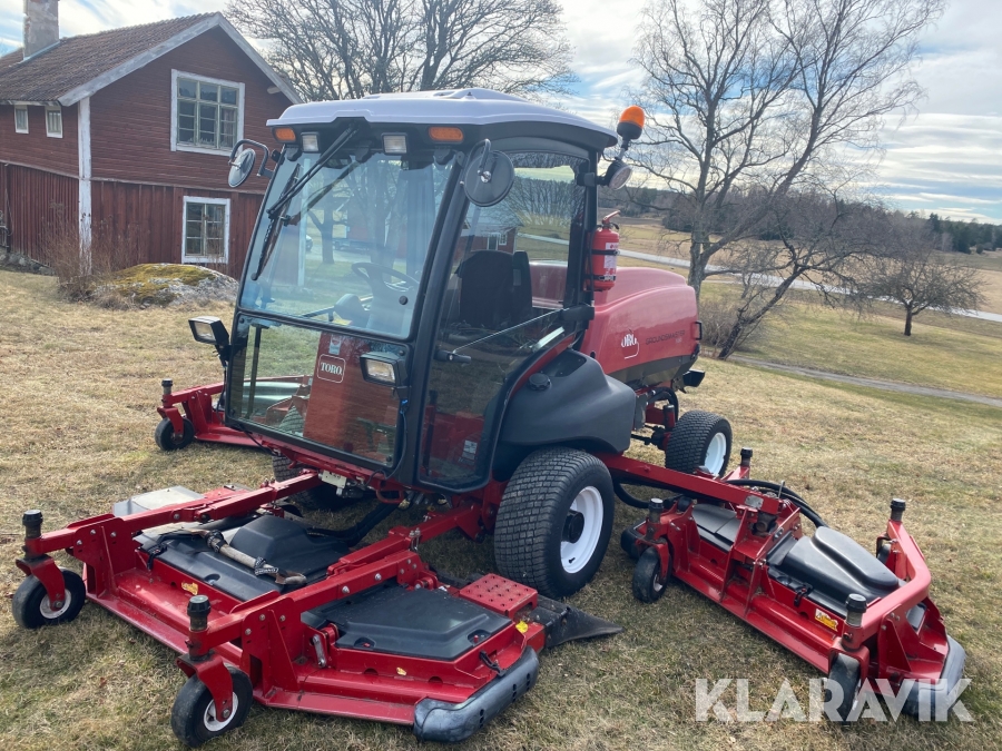 Åkgräsklippare Toro Groundmaster 5910 med hytt