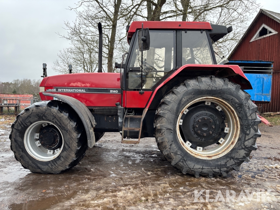 Traktor Case 5140