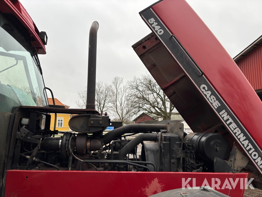 Traktor Case 5140