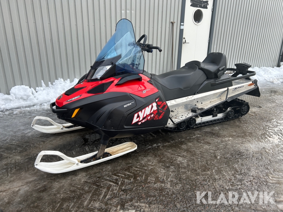 Snöskoter Lynx 550
