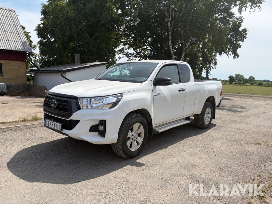 Pickup Toyota Hilux Invincible