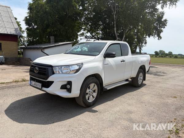 Pickup Toyota Hilux Invincible