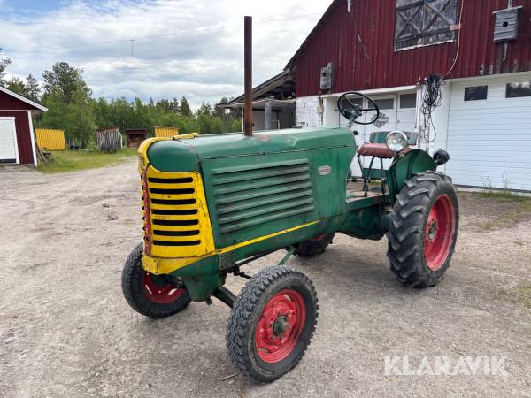 Veterantraktor Oliver 66 Standard