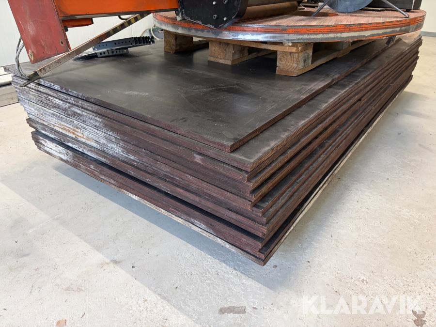 Formplywood