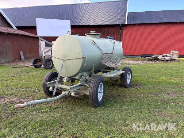 Spoltank/vattentank på vagn