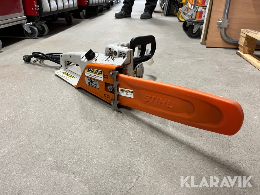 Motorsåg Stihl E220 eldriven
