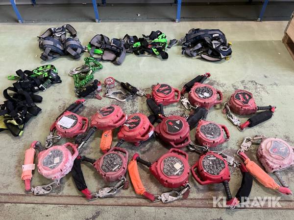 Fallskyddsutrustning 6st sele och 15st  block