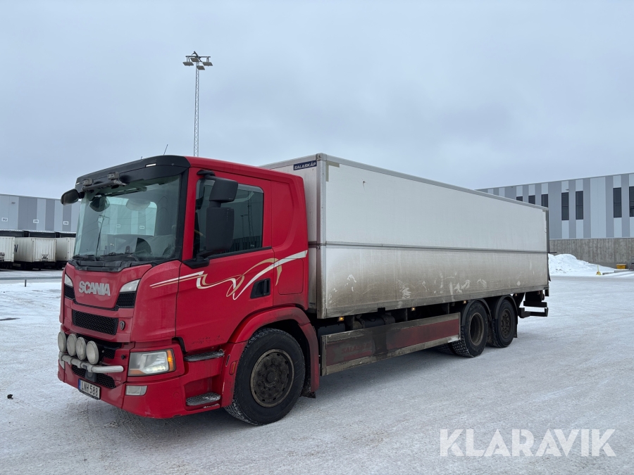 Lastbil med höj&sänkbart skåp Scania P360 B6X2*4NB, bakgavellyft 360hk