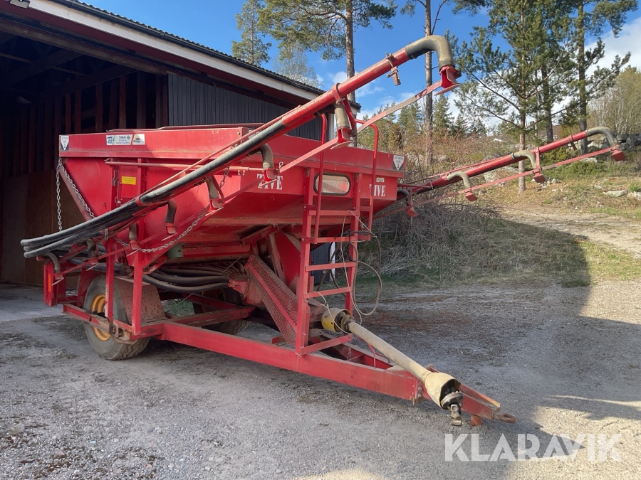 Rampkonstgödselspridare Överum Tive 3-4 Ton-Jet 12m