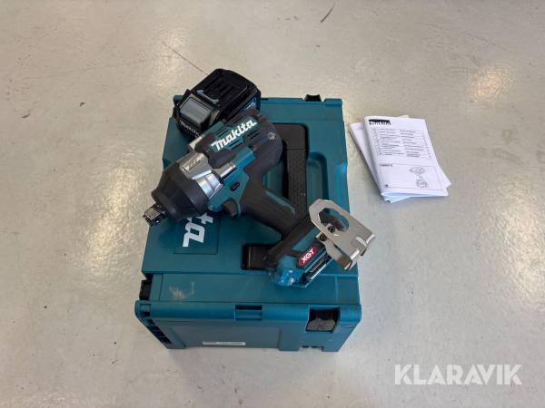 Mutterknack Makita TW001GM201 med ett 40v batteri