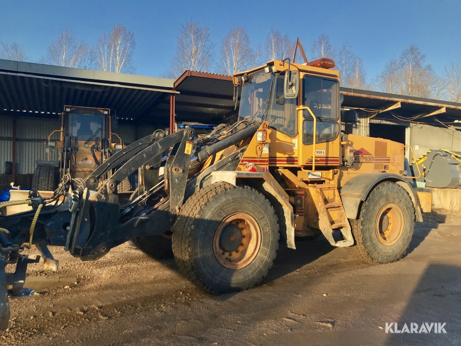 Lastmaskin Ljungby L15 med spakstyrning