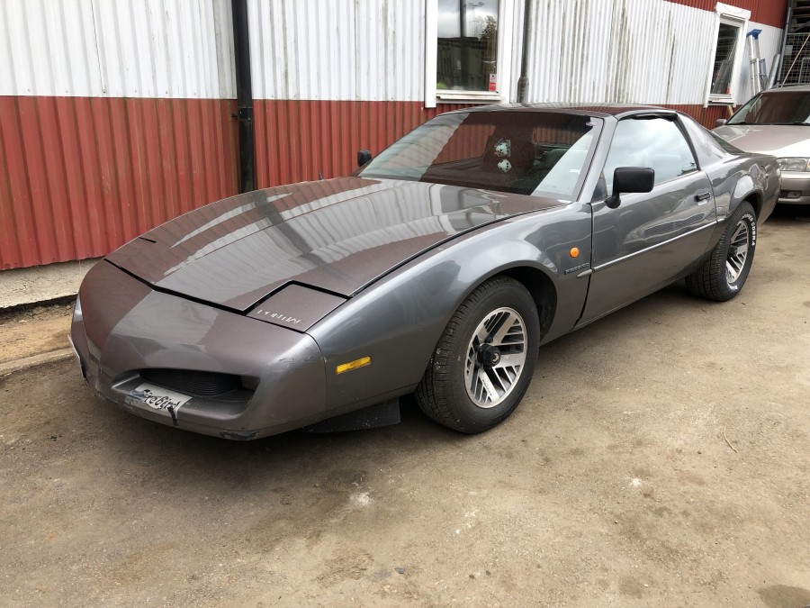Pontiac Firebird 1991
