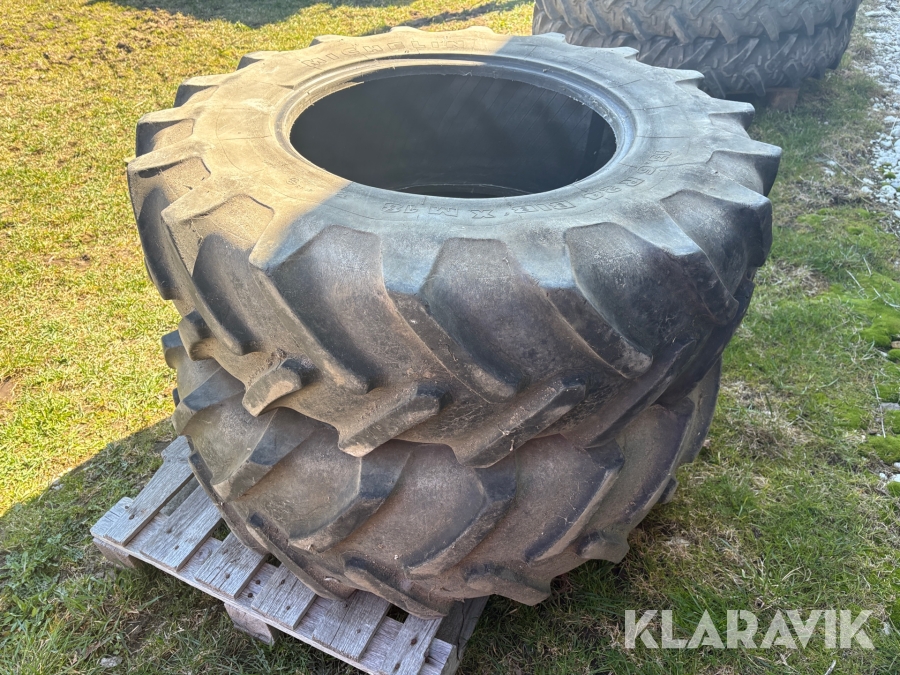 Traktordäck Michelin 13.6R24 2st