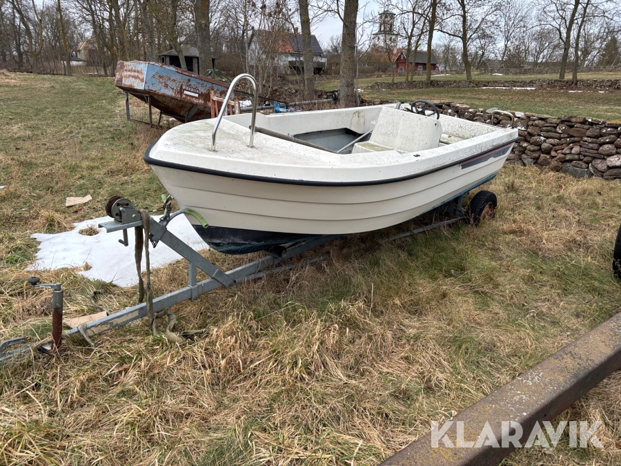 Motorbåt Ryds 480 DL med vagn